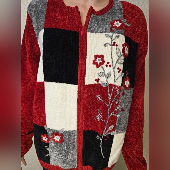Alfred Dunner Womens Xl  Grandma Sweater Red  Full Zipper - Picture 8 of 9